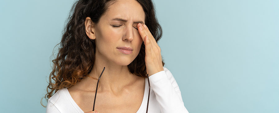 5 Fibromyalgia Eye Problems You Should Know About